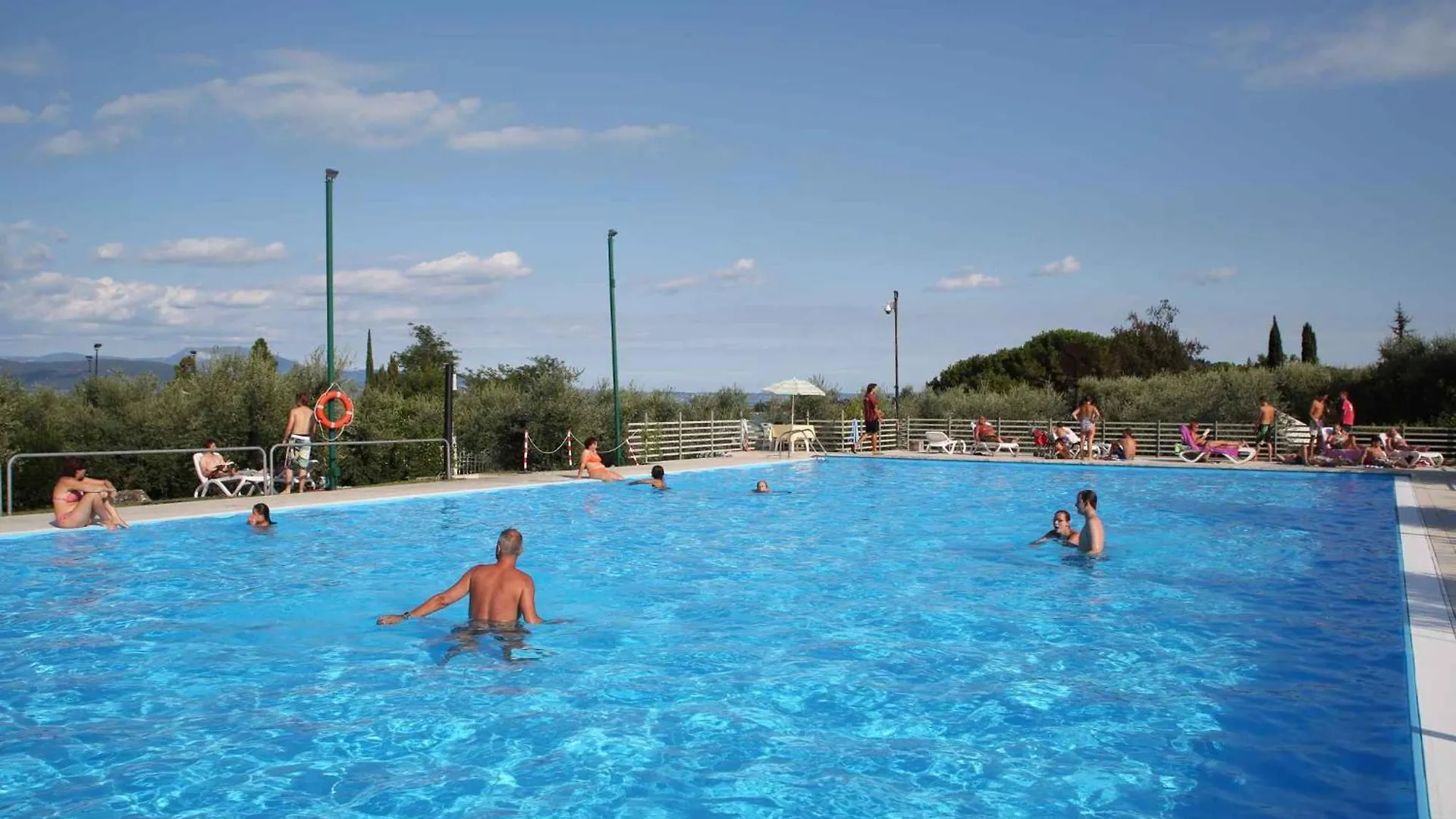 Apartments In Manerba Del Garda - Gardasee 22036