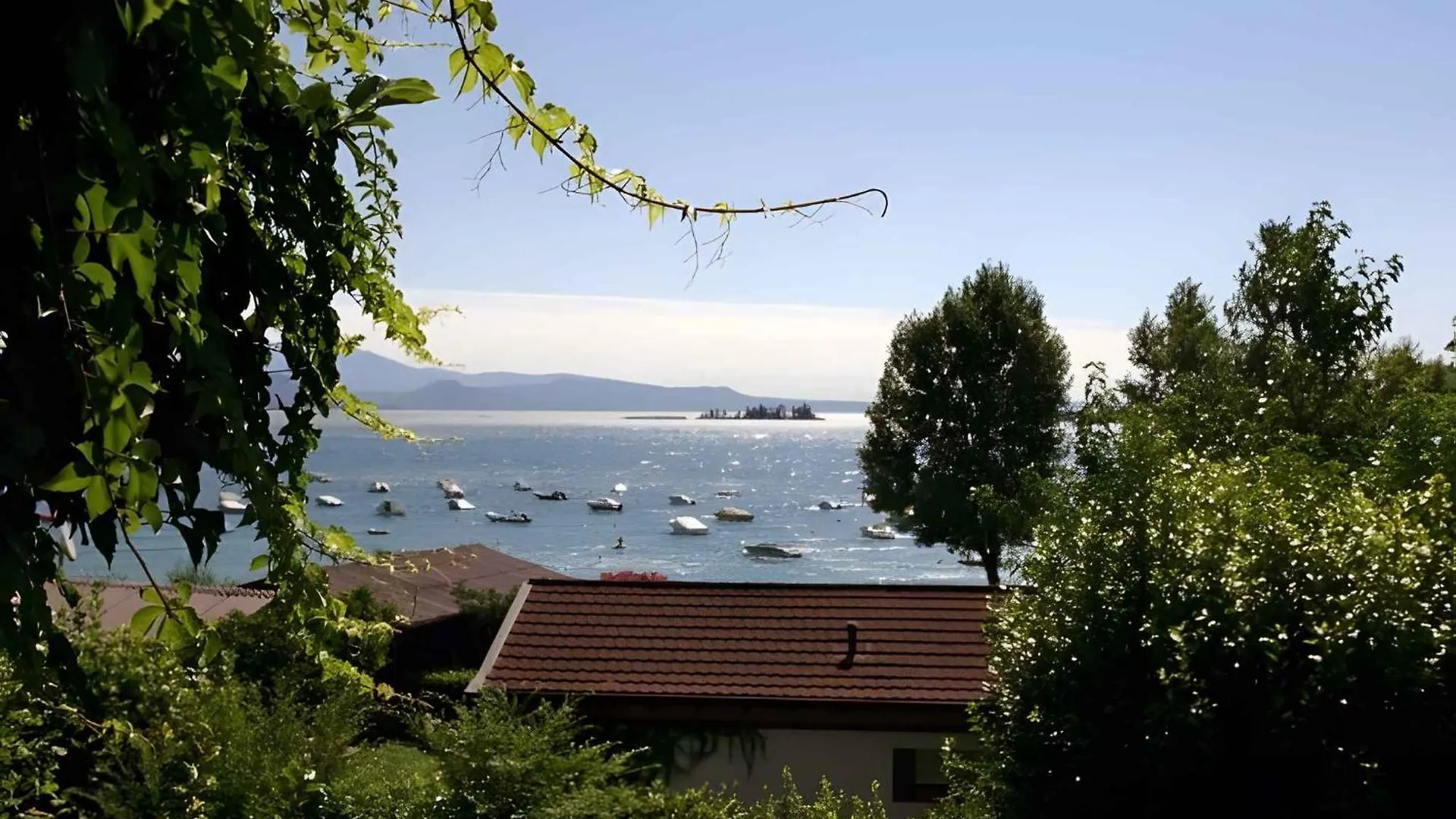 Apartments In Manerba Del Garda - Gardasee 22036 İtalya